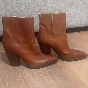 Saint Laurent brown leather ankle booties